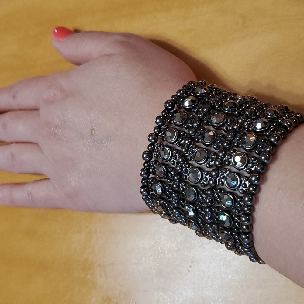 Womens Expanding Bracelet,Cross Posted🖤 One Size fits all 😍 - Picture 5 of 7
